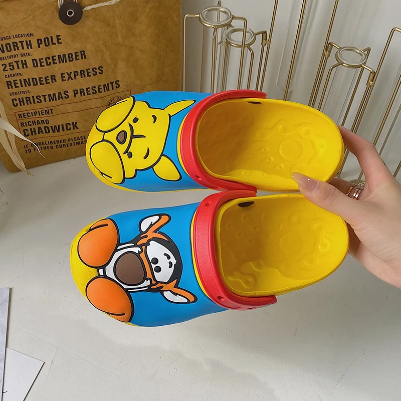 

Women Sandals Crocks Summer Hole Shoes Girl Bear and Tiger Garden Shoes Yellow Crocse Beach Flat House Slippers Nurse shoes