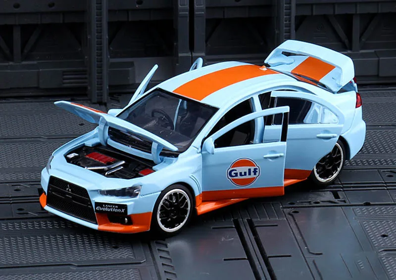 Модель игрушечного автомобиля Lancer EVO X 10 с изображением масла в заливе модель со