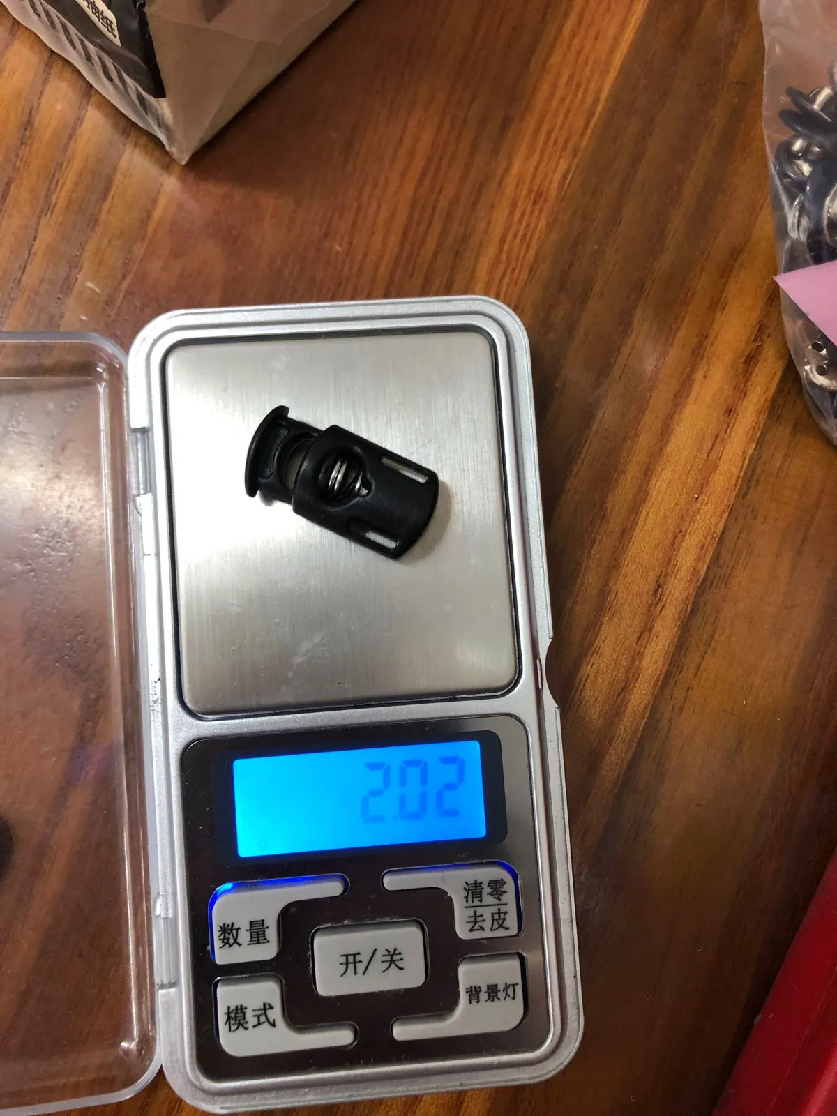 100 шт. Пластик черный шнур замок застежка пружинная единый отверстие шнурок