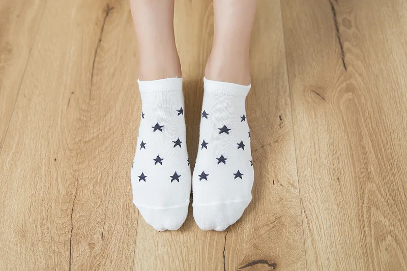 5Pairs/lot Women Cotton Striped Socks Cute Ankle Socks Short Women Socks Casual Animal Ear Red Heart Gril Socks 35-40