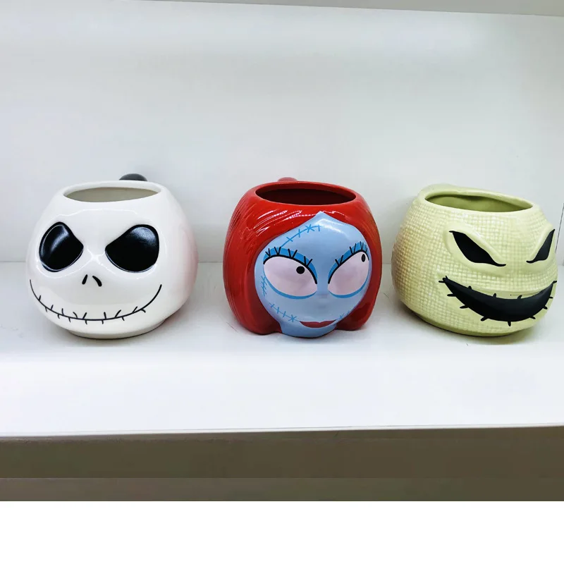 Керамическая чашка с изображением героев мультфильмов Ночь перед днем Марка