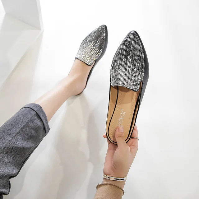 Мюли женские на низком каблуке модные блестящие заостренный носок туфли без