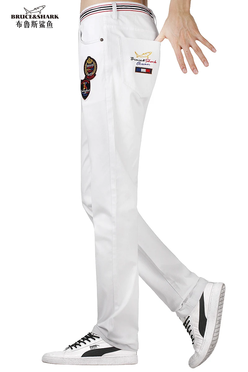 Мужские джинсы с прямыми штанинами белые хлопковые повседневные джинсовые