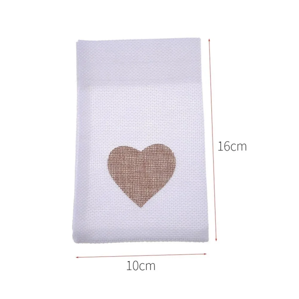 

20PC Burlap Linen Wedding Candy Bag Heart Pattern Rustic Burlap Pouch Gift Bags For Wedding Festival Party Jewelry Bag