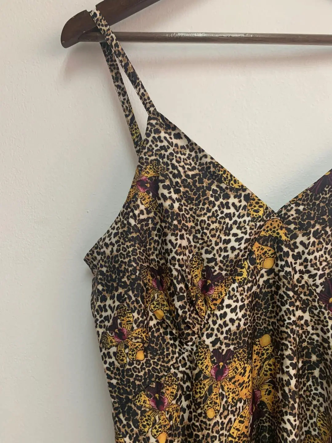 Женское платье Весна/Лето 2020 Новое сексуальное леопардовое миди с орхидеей |