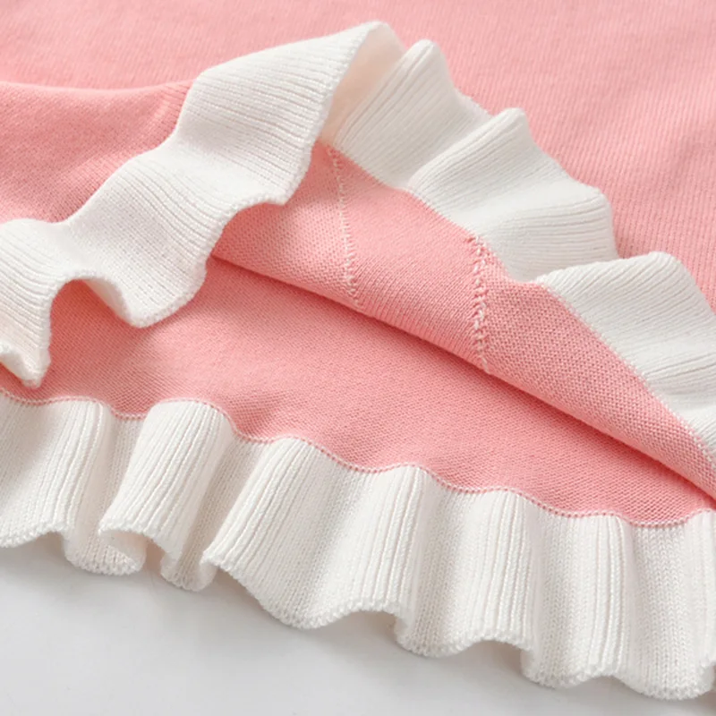 Зимняя одежда для маленьких девочек жилет с мультяшным лебедем вязаный