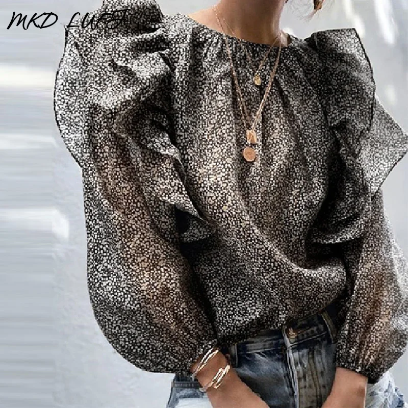 Блузка с оборками и рукавами-фонариками |