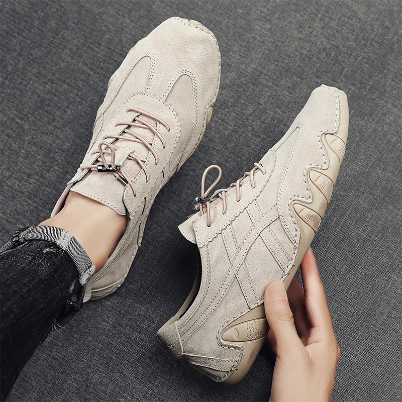 

Men's Casual Shoes High Quality Moccasin Shoes Personalized Black Sports Shoes Breathable Trendy Flat Shoes Two-layer Pigskin