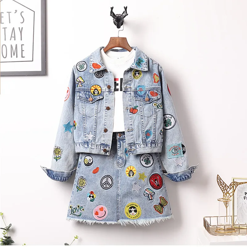 Женский джинсовый костюм с вышивкой размера плюс комплект из двух предметов