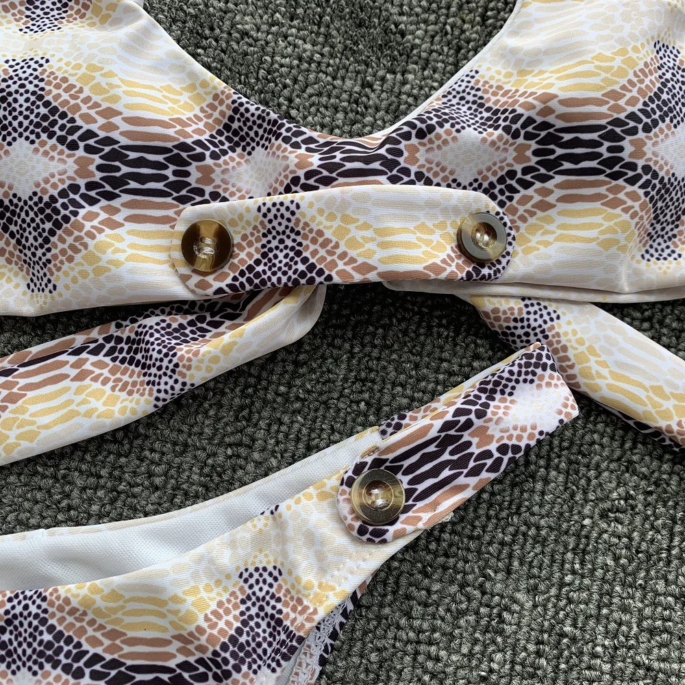 

2021 Snake Print Bikini Women's Split Swimsuit European And American Low Cut Straps Buttons Swimwear Summer Spa Beach Surf Sport