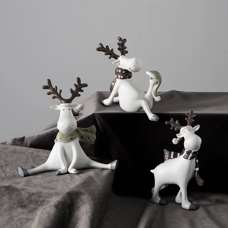 

Nordic Christmas deer resin ornament sculpture animal simulation handicraft lover's decoration interior decoration wedding gift