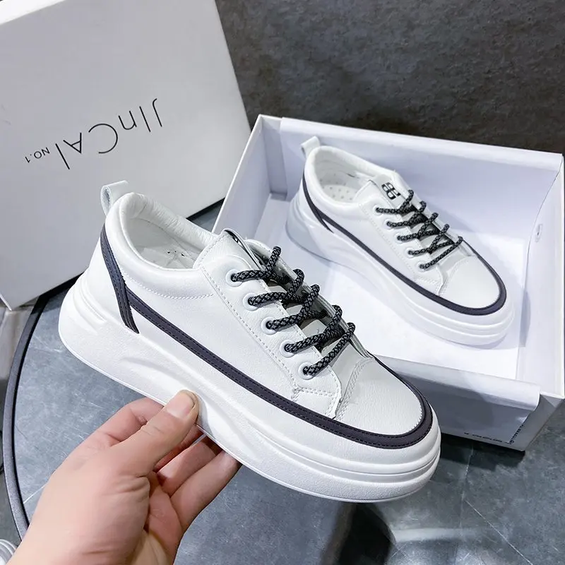 

Sneakers New Women's Casual Sports Single Shoes with Soft Heel and Comfortable Outdoor Single Shoes