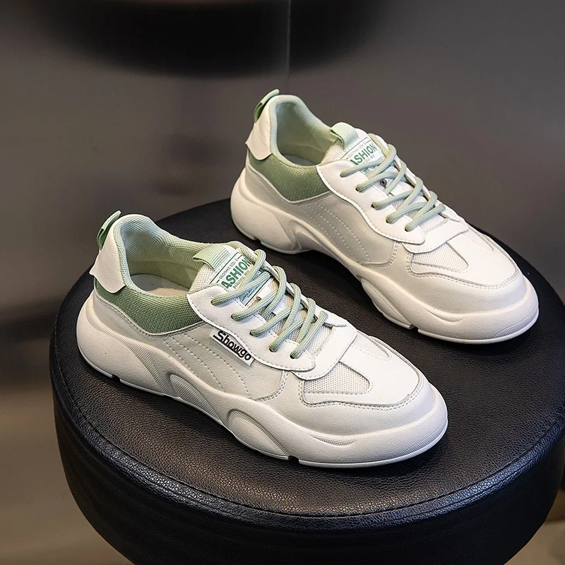 Женские кожаные туфли белые на плоской подошве повседневные трендовые для осени