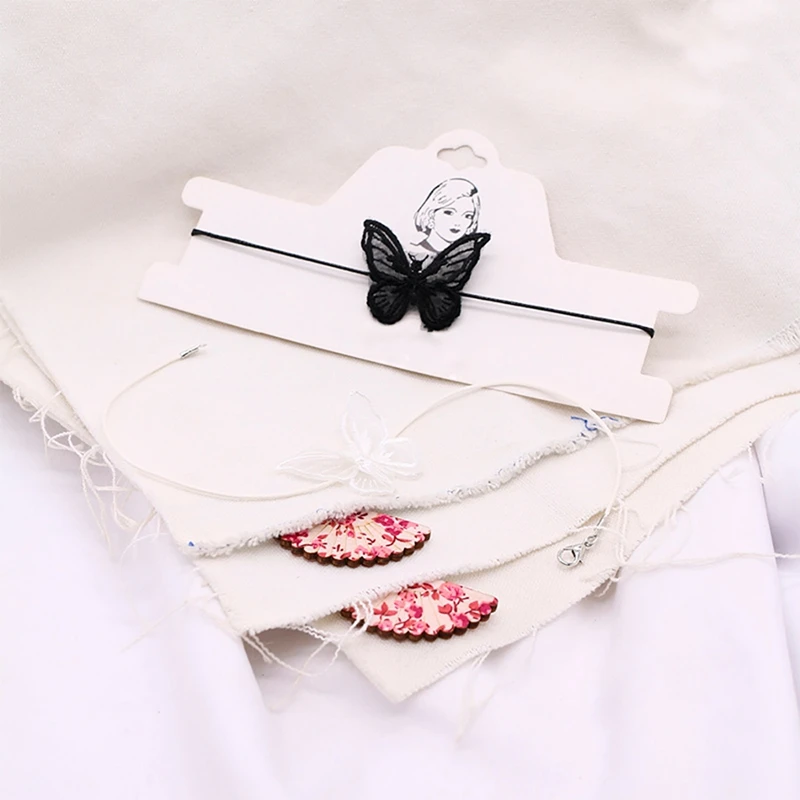 

Fashion Simple Black White Lace Choker Necklace For Women Free Size Lace Butterfly Vintage Short Female Necklace Choker Collar
