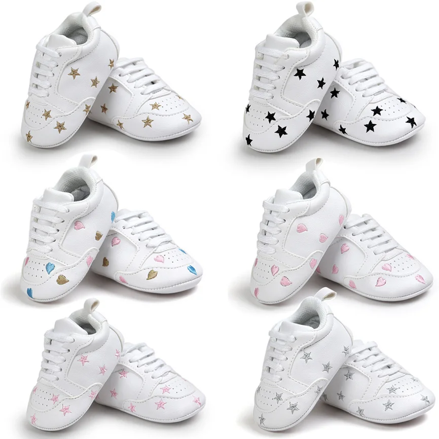 Детская обувь детская с вышивкой и пятиконечной звездой бандажная мягкой