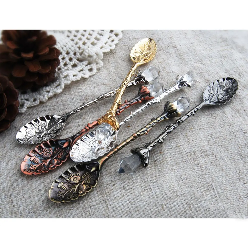 

Crystal Head Spoon Dining Bar Vintage Royal Style Alloy Carved Mini Coffee Spoon Flatware Dessert Tea Spoon Kitchen Accessories