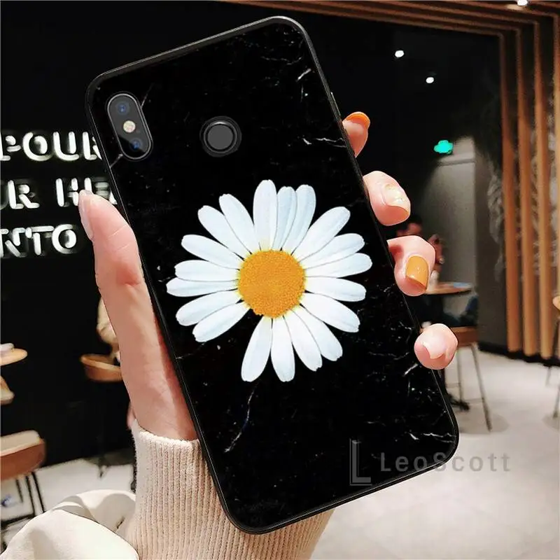 

Black White Flower Daisy Phone Case For xiaomi Redmi 5 5A plus 7A 8 note 2 3 4 5 5A 6 7 GO K20 A2