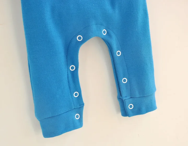 Новый осенний хлопковый комбинезон с суперменом для маленьких мальчиков