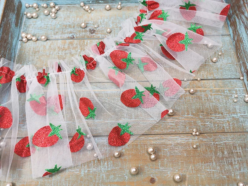 2 ярдов 15 см блестящая Клубничная плиссированная сетчатая кружевная ткань с