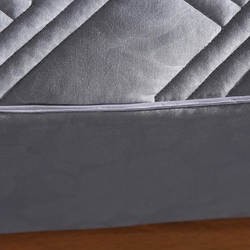 Стеганая однотонная простыня наматрасник постельное белье с резинкой протектор