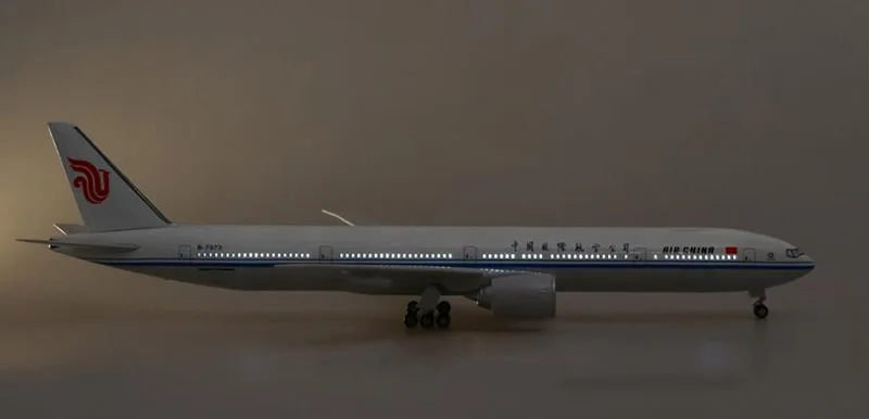 Масштаб 1/157 самолёт Боинг B777 47 см Dreamliner Air China Airlines Модель W светильник and Wheel литый