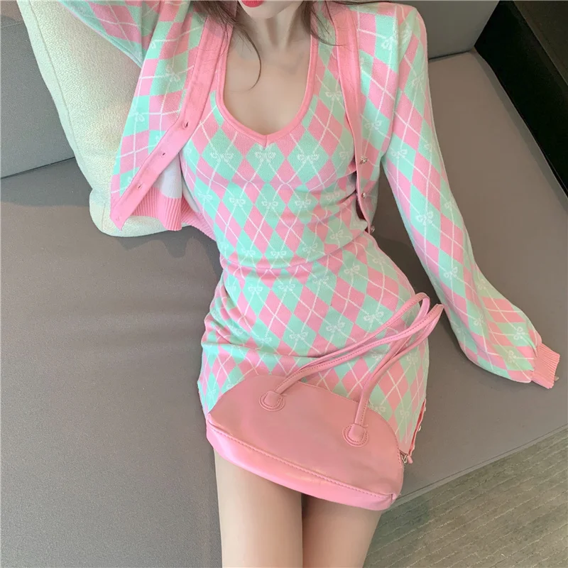 

Sweet Plaid Knit 2 Piece Set Women Sweater Cardigan Crop Top + Sexy Bodycon Mini Dress Suits High Quality Fall Two Piece Outfits