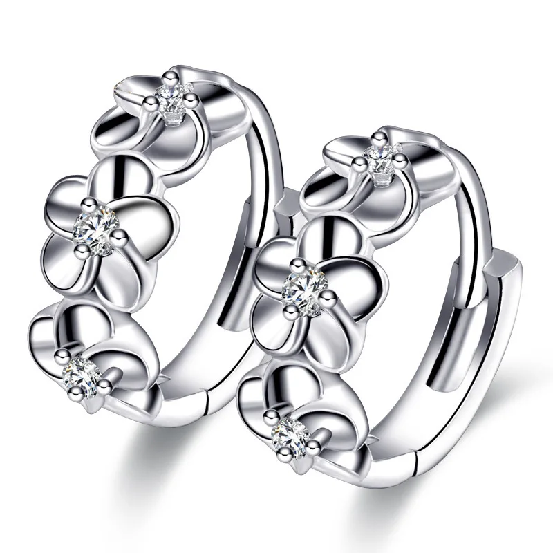 

Romantic High Quality Women Silver Color Earrings Charm Exquisite Rhinestone Stud Earring Wedding Accessories Pendant Jewelry