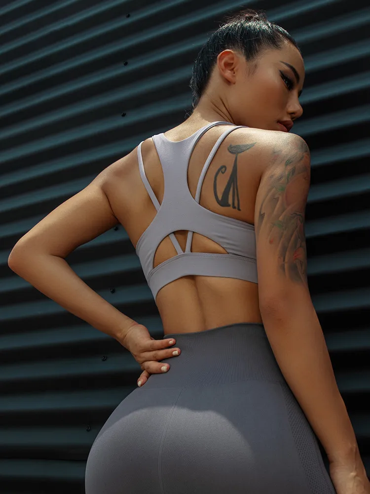 Спортивный бюстгальтер с молнией спереди антифрикционный женский размера плюс