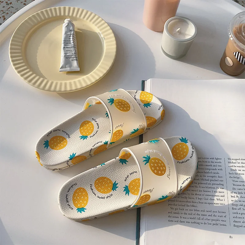 Женские летние прозрачные мягкие тапочки на плоской подошве с рисунком удобные