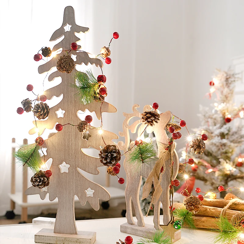 Сказочные сосновые конусы с красными бусинами на батарейке медная проволочная