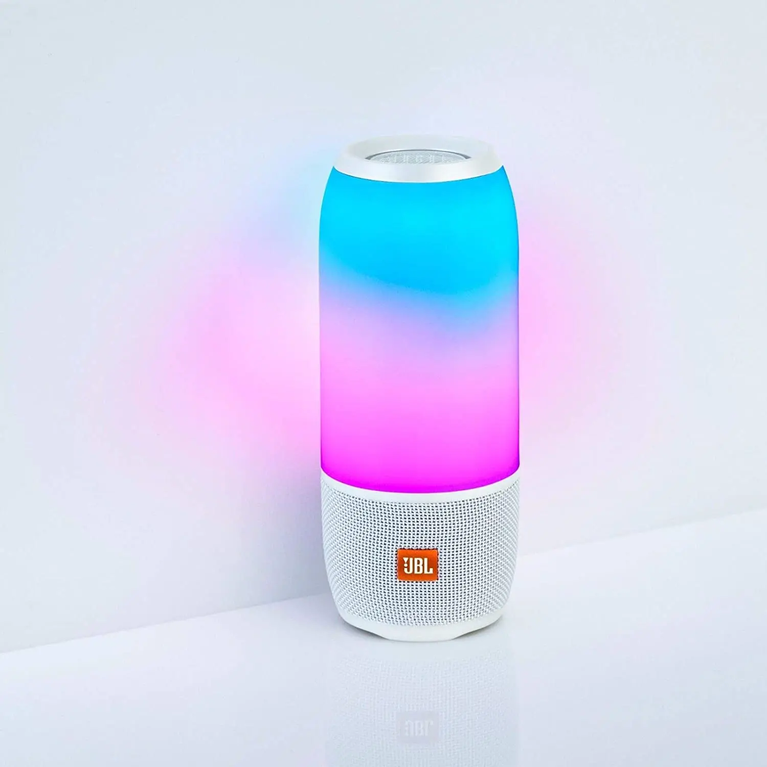 Портативный Bluetooth-динамик JBL Pulse 3 со светодиодсветильник кой IPX7