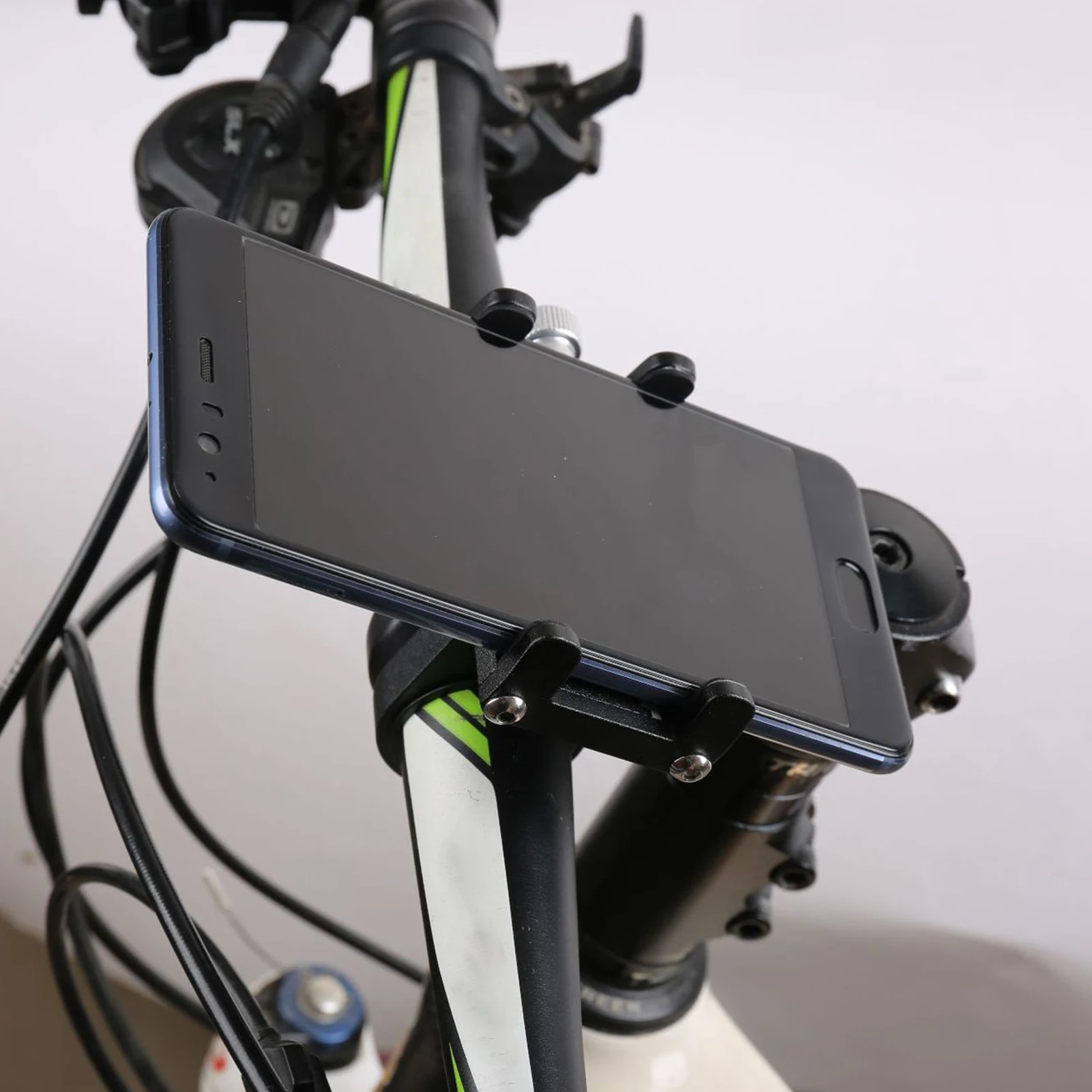 

Bicycle Motorcycle Aluminum Alloy Adjustable Bike Phone Holder Rack Bracket Bicycle Accessories Replacement Parts