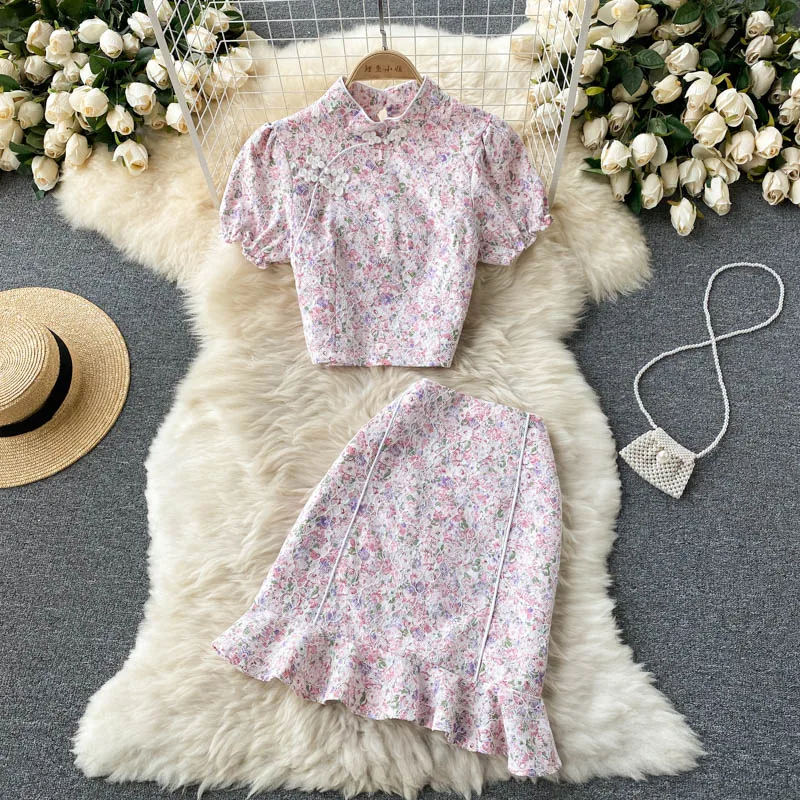

Women's Summer New Fashion Stand Neck Cheongsam Improved Short Sleeve Short Tops + Sweet Skirt Two-piece Sets T629