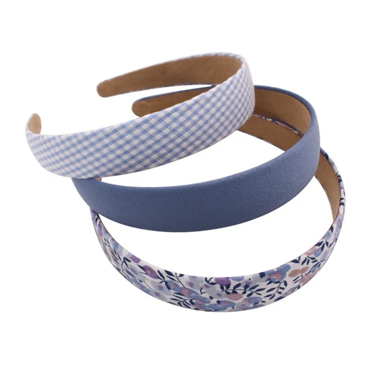 Повязка на голову женская в винтажном стиле с цветочным принтом |