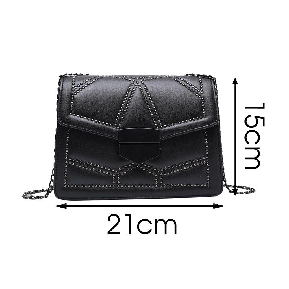 Маленькие женские сумки мессенджеры на цепочке с заклепками для женщин