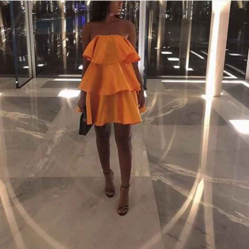 Новое поступление ярусный сатин колено Длина вечерние юбки и топа без бретелей с