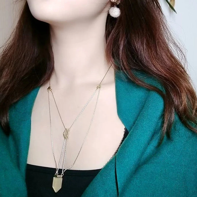 Геометрический стиль сетки Золотое Ожерелье Подвеска цвет шампанского свитер