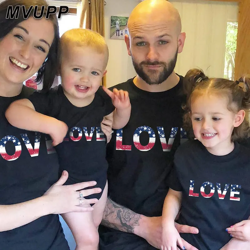 Family looking mother father kid tshirts matching mommy and daughter clothes LOVE printed baby boys girl black short sleeves new | Мать и