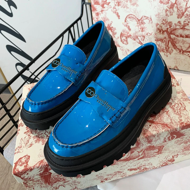 Новинка 2021 черные маленькие кожаные туфли для женщин рабочие на среднем каблуке