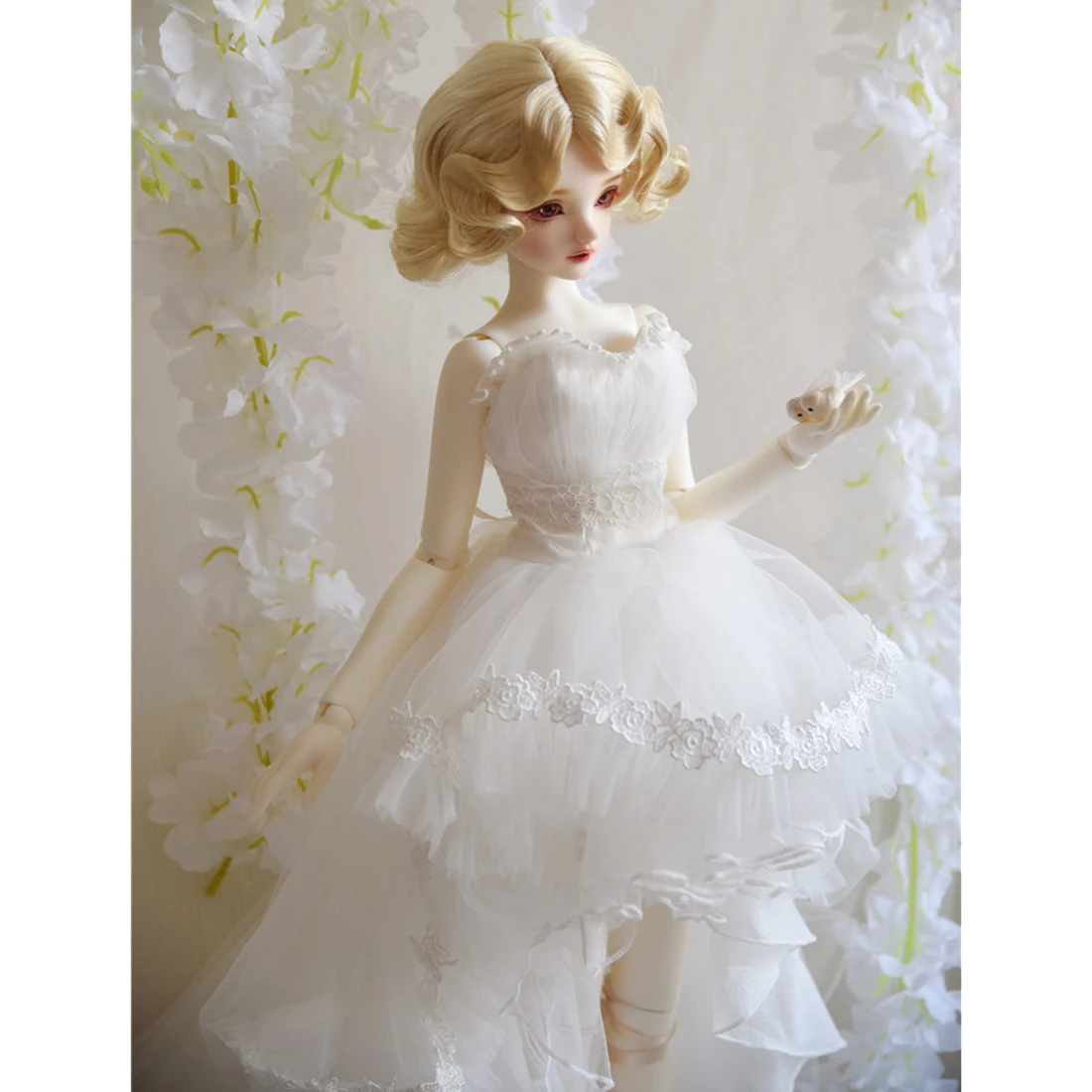 

Women Long Tulle White Lace Wedding Dress for 1/3 1/4 1/6 Ball Joint Doll BJD Dolls - (White) No Doll