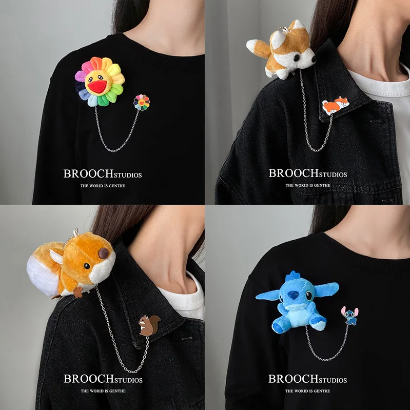 

New Plush and Metal With Chain Brooch Pin Dinosaur Dog Cat Panda Fruit INS Plush Brooch Funny Bag Shoulder Decorate Jewelry Gift