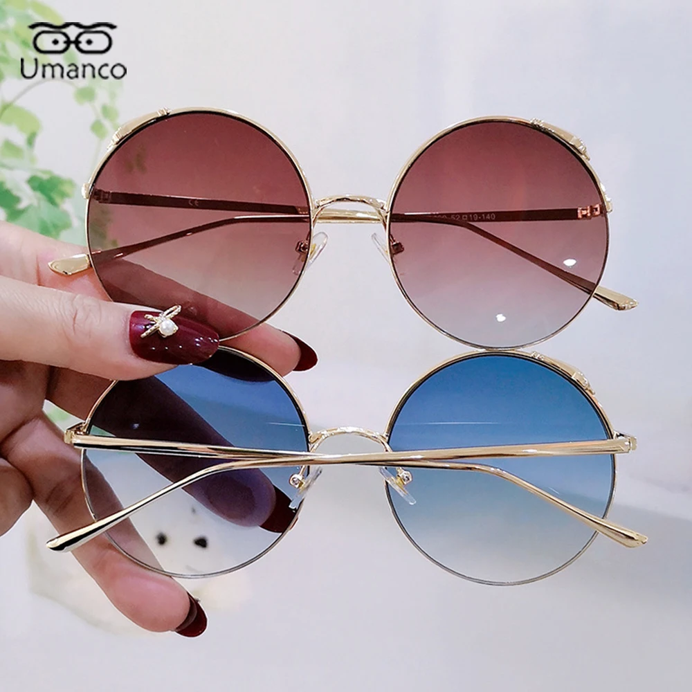 

Солнцезащитные очки в винтажном стиле для мужчин и женщин, градиентные солнцезащитные аксессуары в круглой оправе, в стиле ретро, для улицы,...