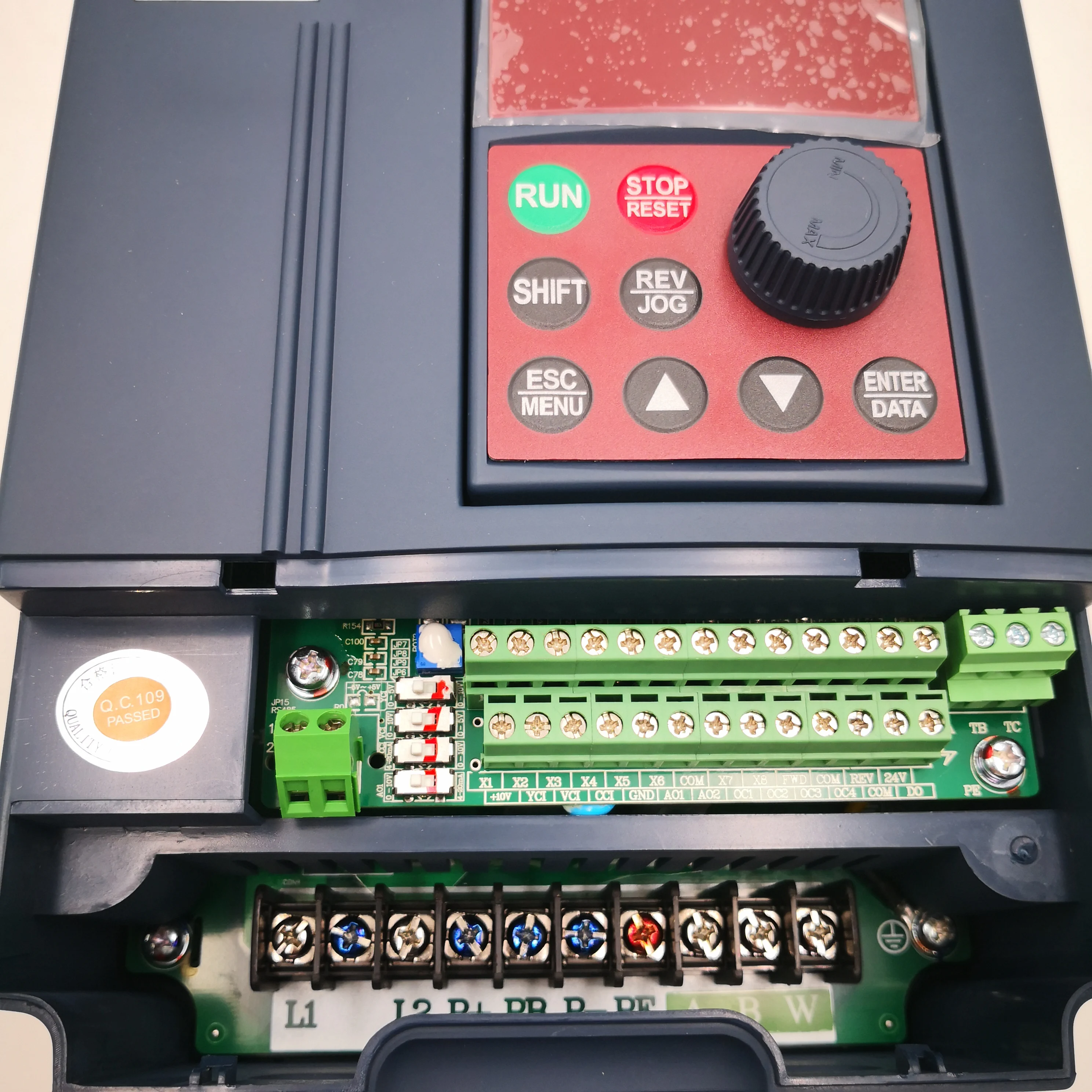 Частотно регулируемым приводом инвертор частотно 3.7KW Eds A200 2S0037 YiNeng для 220V