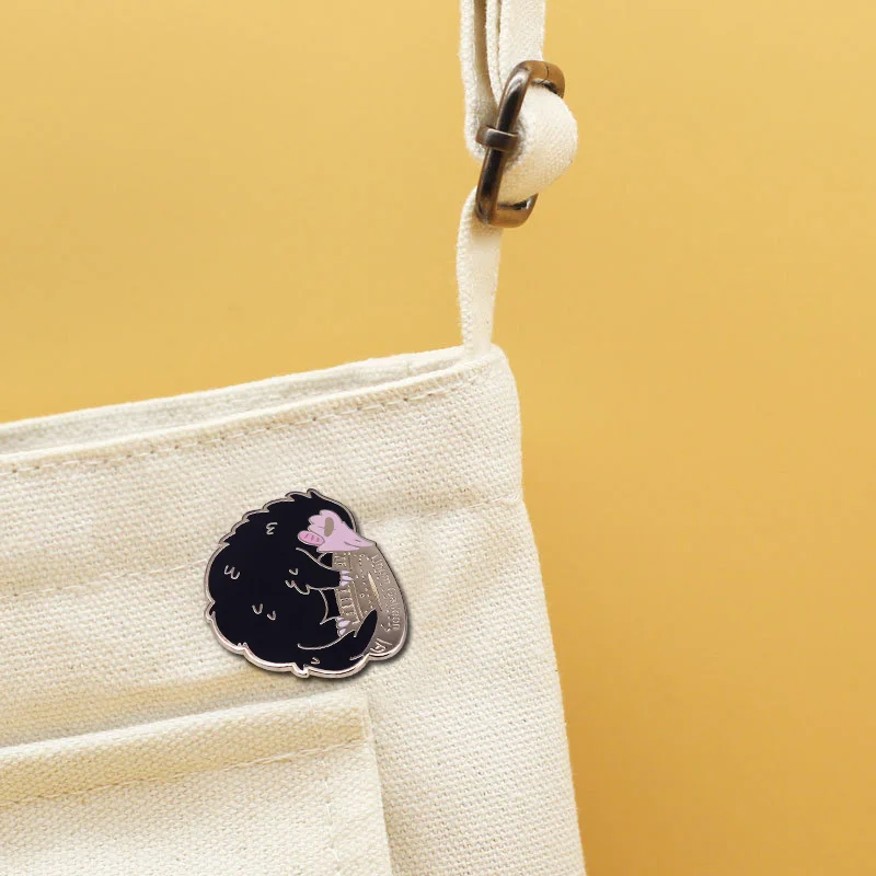 Брошь на лацкан в виде монеты из фильма Фантастические твари | Украшения и