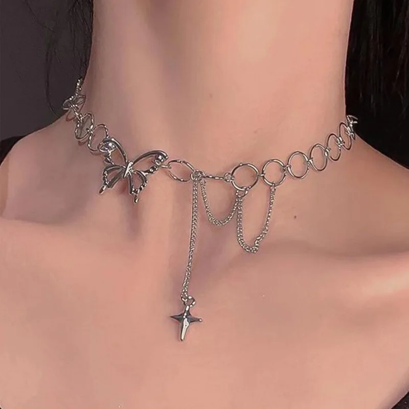 

Ожерелье с бабочкой женское, крутой дизайн в стиле хип-хоп, характерная цепь до ключиц, с сеткой и красным кольцом-чокером, ювелирное изделие...