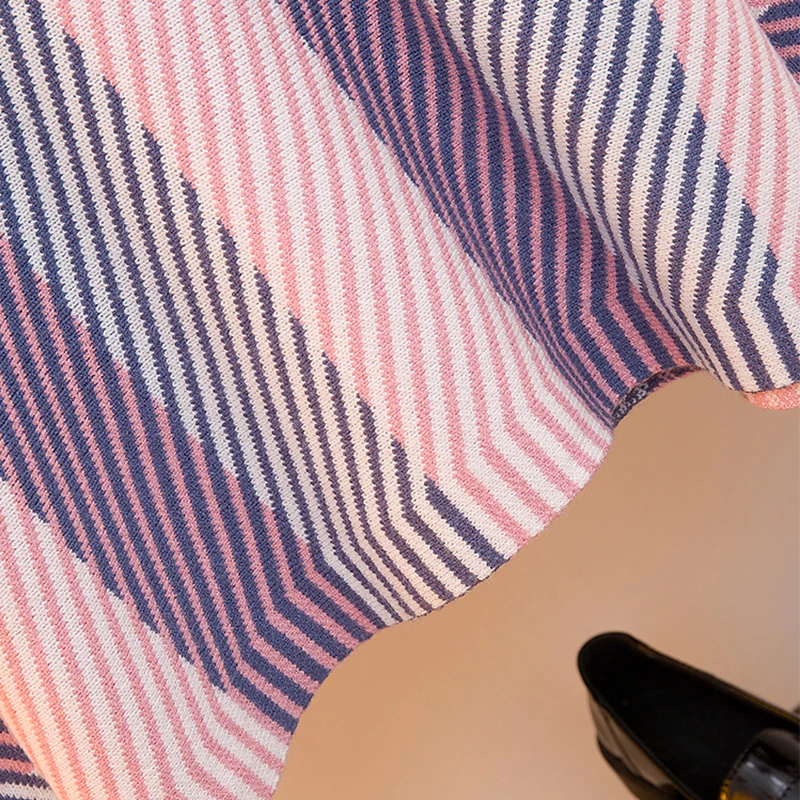 

2020 new Fashion Knitted Two-Piece Suit Skirt Crew neck sweater women clothes Leisure Slim fit elastic stripe splice pink