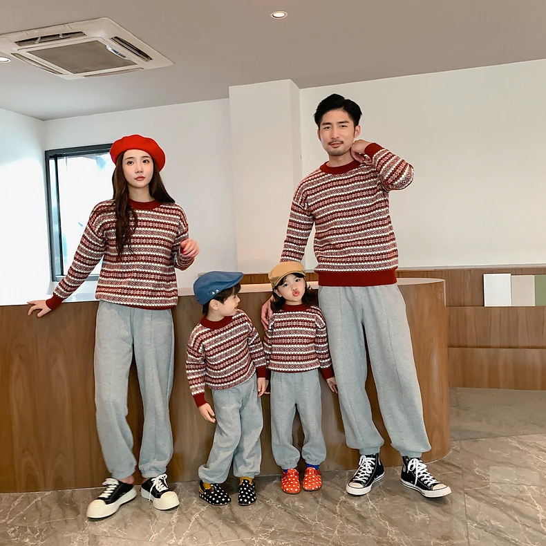 

Vintage Plaid Stripe Christmas Sweater Parent-Child Outfit for Family Unisex Winter Long Sleeved Korean Casual Homewear 2022 New