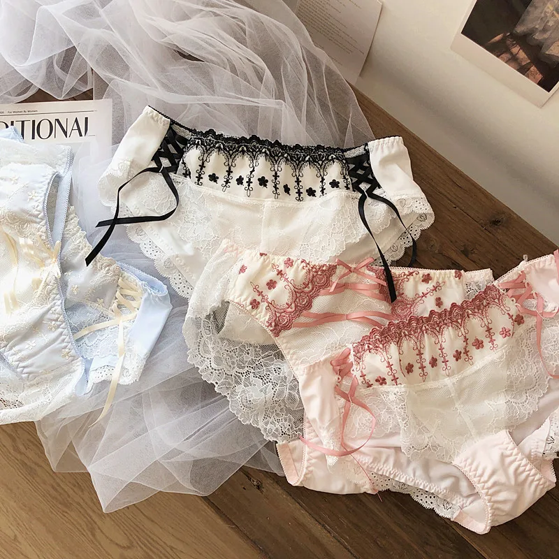 

Японское тонкое кружево с сексуальным кружевом, прозрачное женское нижнее белье без следов, трусы с низкой талией, женское внутреннее белье...
