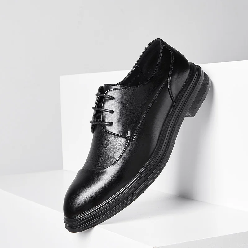 

Мужские качественные кожаные туфли-оксфорды на шнуровке, британские деловые уличные модные мягкие черные мужские Кожаные классические туф...