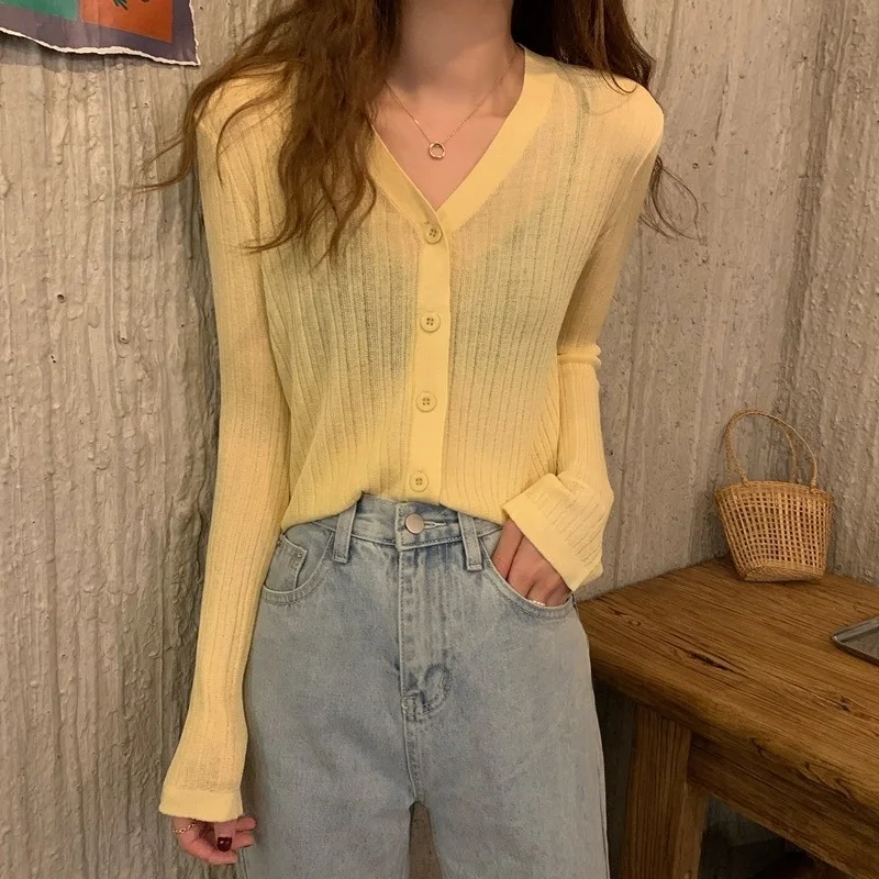 Тонкая трикотажная рубашка с V-образным вырезом для ранней осени верхняя одежда